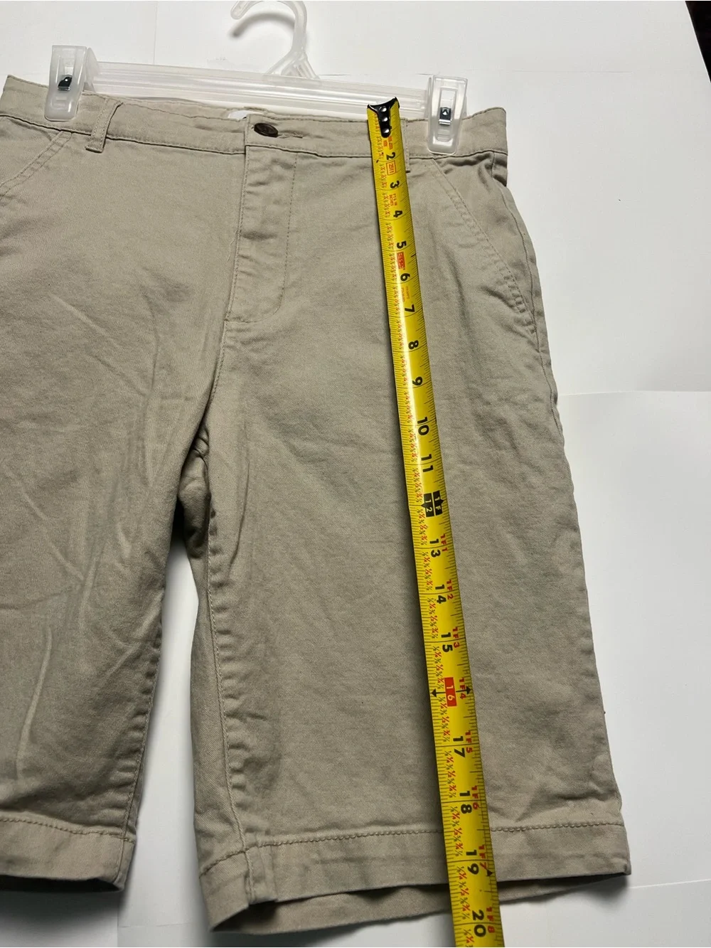 Old Navy Boy Tan Flat-Front Shorts Size14